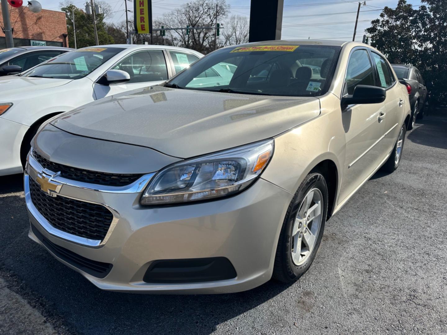 2015 Chevrolet Malibu (1G11B5SL4FF) , located at 419 N 18th St., Monroe, LA, 71201, (318) 410-9250, 32.514370, -92.105133 - Photo#0